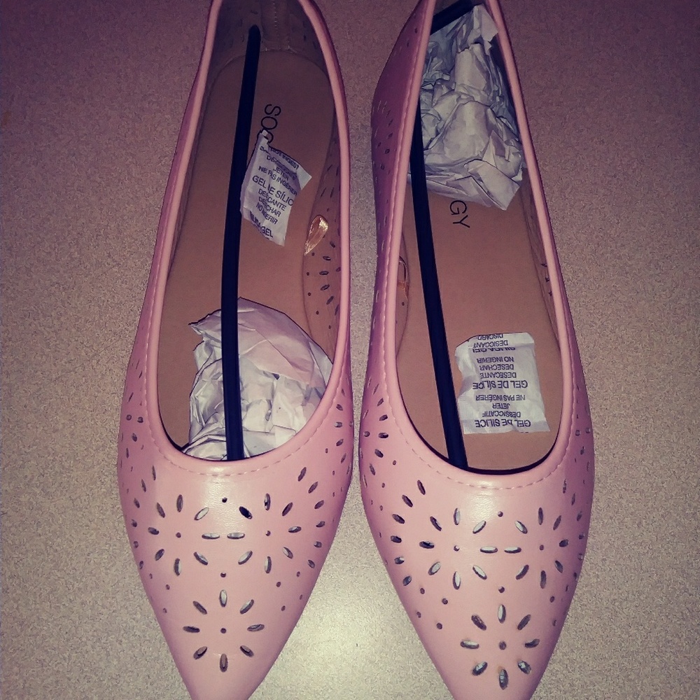Women Flats